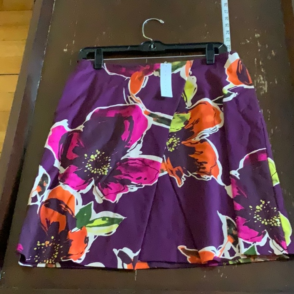 NWT Trina Turk Floral Shift Skirt, Sz 2